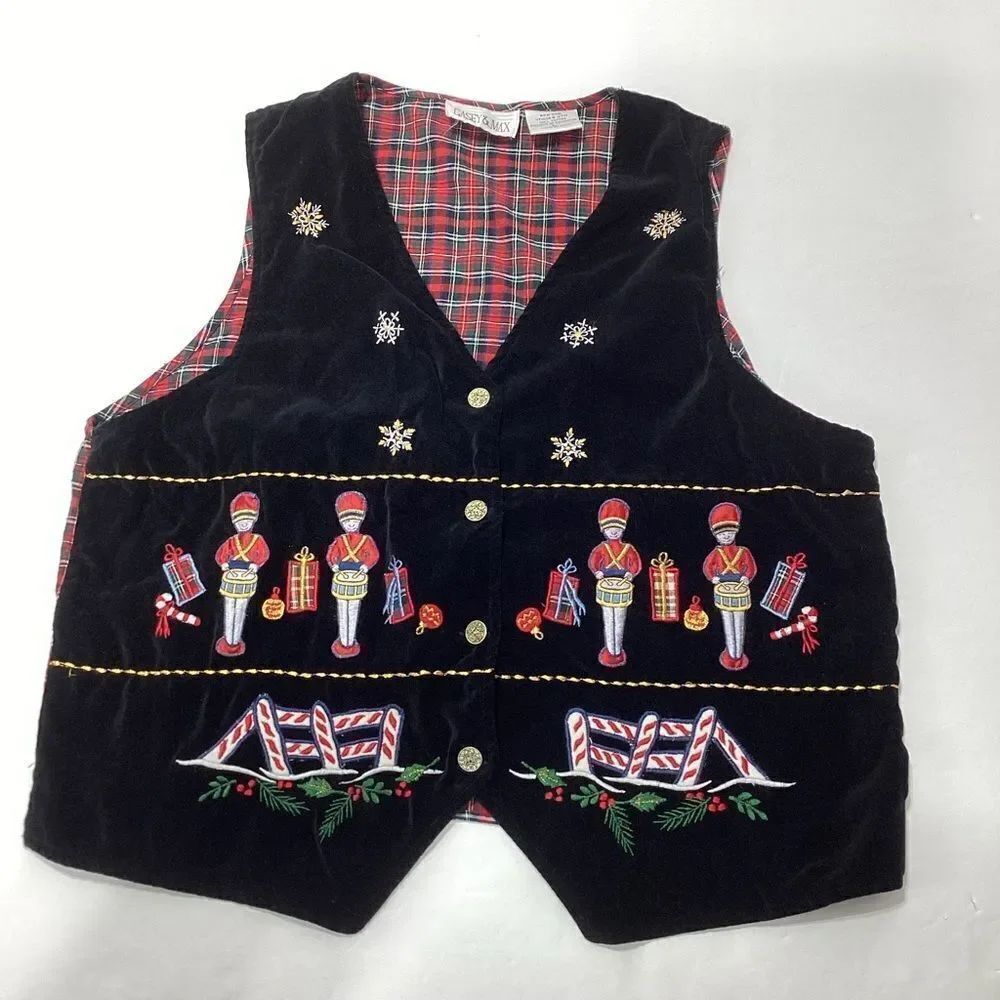 Casey & Max Crushed Velvet Plaid Embroidered Christmas Holiday Vest Large